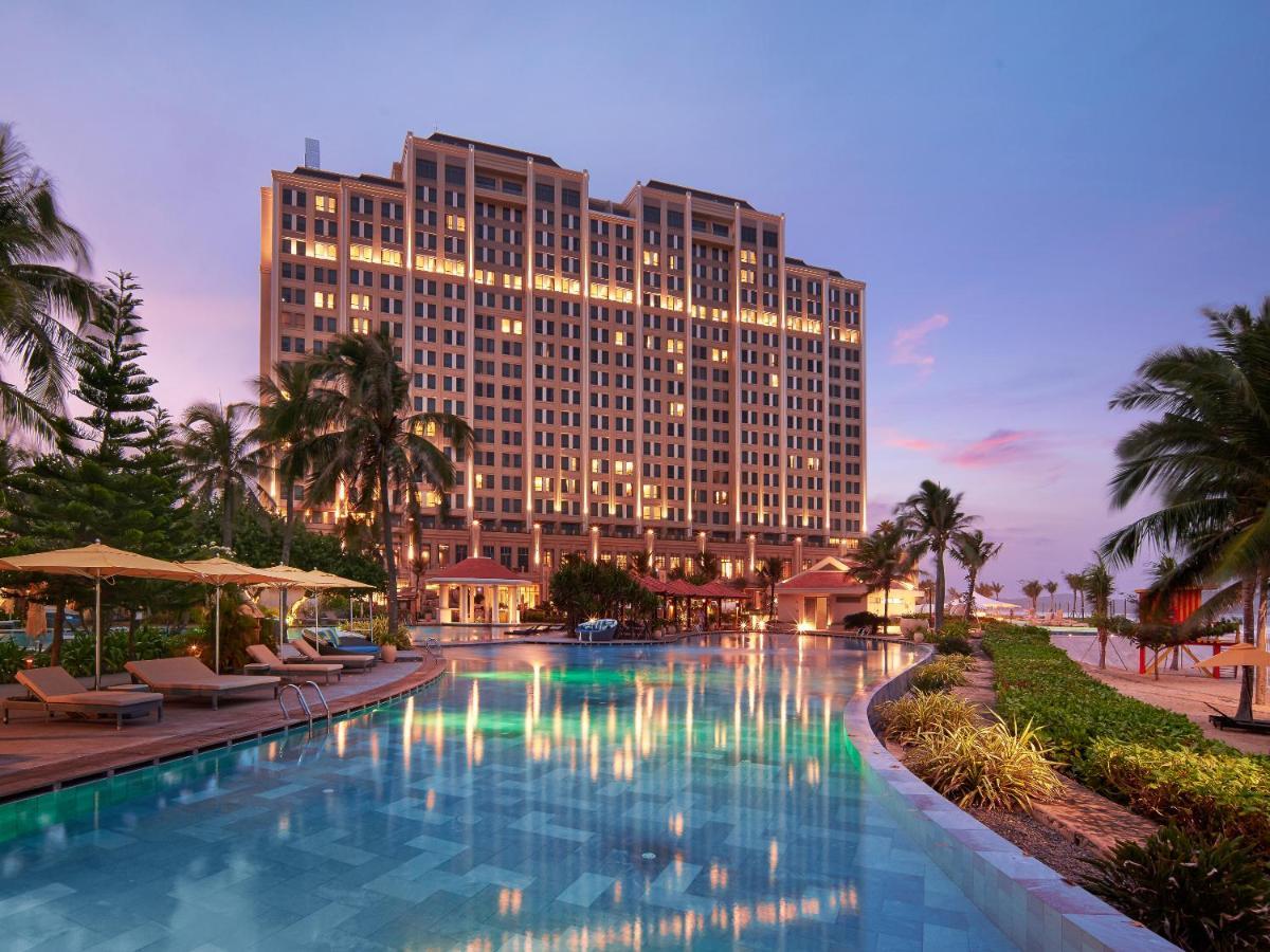 Holiday Inn Resort Ho Tram Beach By Ihg Bagian luar foto