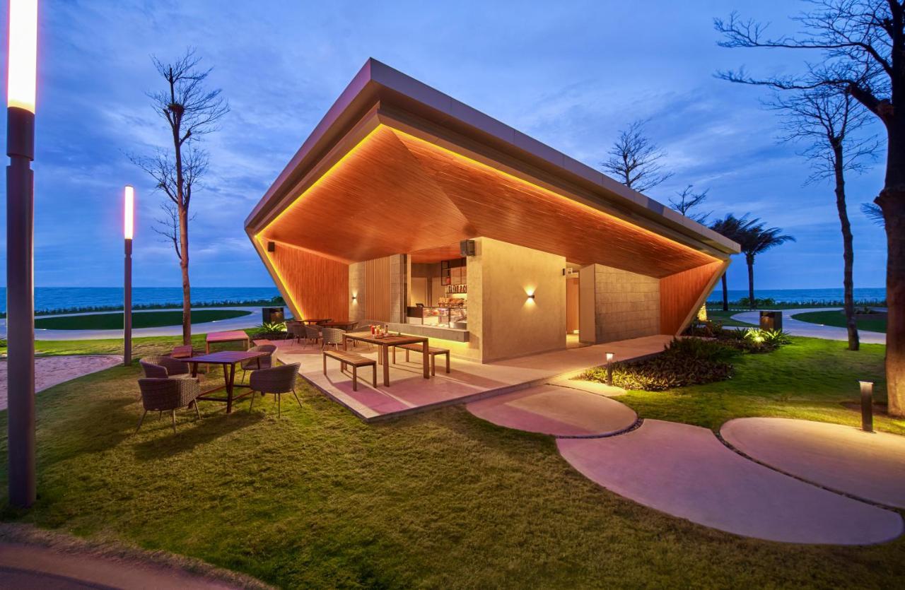 Holiday Inn Resort Ho Tram Beach By Ihg Bagian luar foto